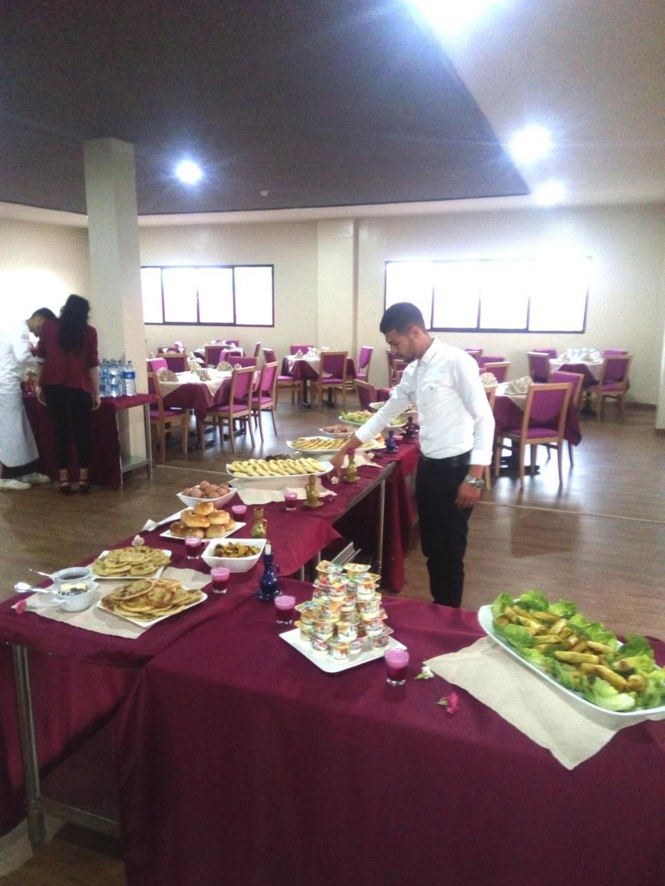 Green Cactus Hotel Benguerir Zewnętrze zdjęcie